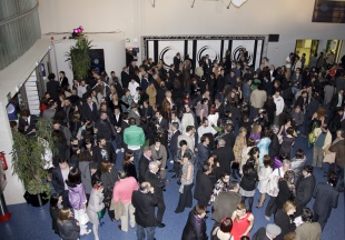 Entrada do Pazo da Cultura de Narón na noite de entrega dos Premios Mestre Mateo