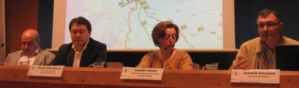 Roberto García (UUAA), Francisco Bello (XXAA), Carme Freire (SLG) e Hixinio Mougán (AGACA)